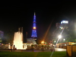 テレビ塔と大通公園の噴水